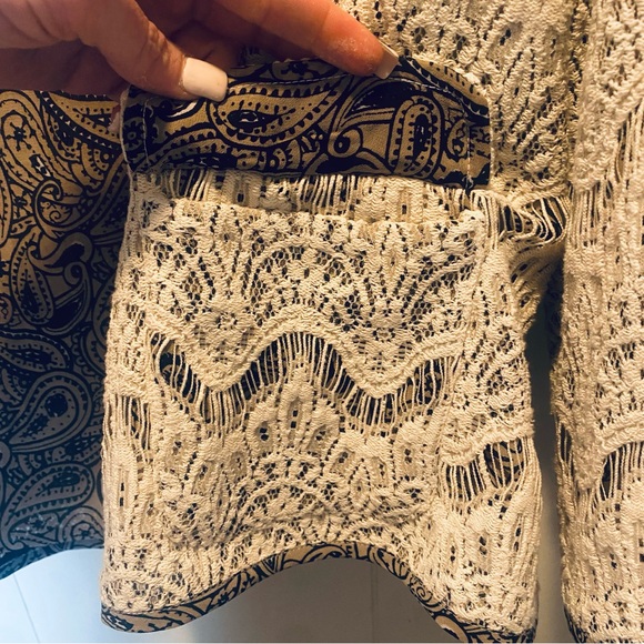 Chicos woman’s Size 3 Vintage Rare Cream Crochet Blazer light weight Jacket - Picture 3 of 11